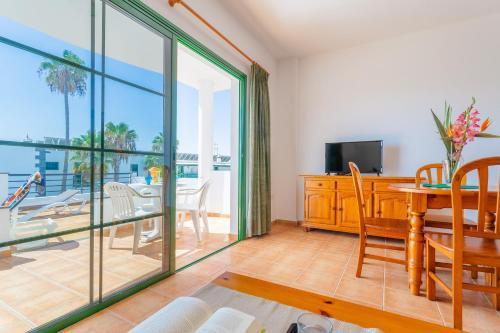 Apartamentos Los Quiqueres 卡门港 外观 照片