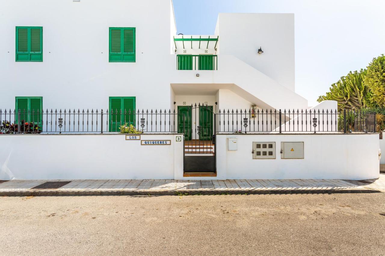 Apartamentos Los Quiqueres 卡门港 外观 照片